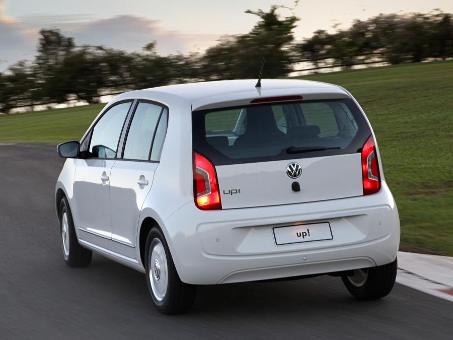  Volkswagen up! White 2014 года  (BR) (фото 4 из 6)